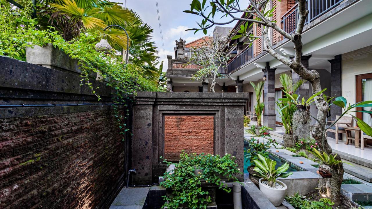 Ayu Sari Guesthouse By Mahaputra Ubud  Exterior photo